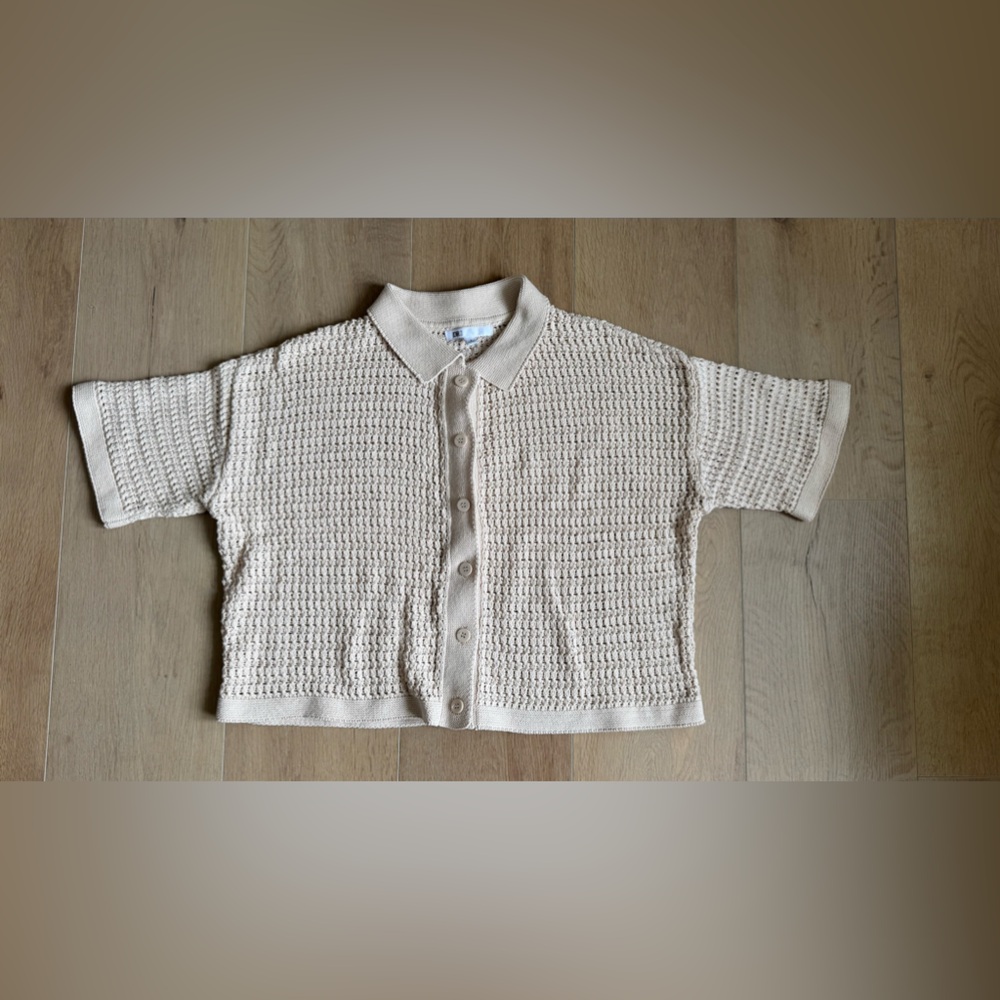 Brand new beige buttons down knitted mesh weaving shirt